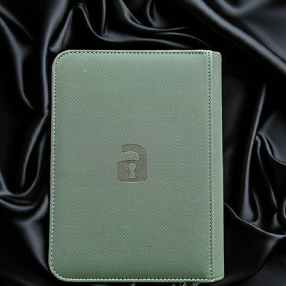 VaultX 4 pocket: Stilfuld mappe til at holde Pokémon, magic the gathering, yogi-oh og andre TCG